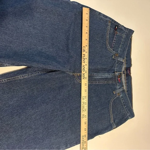 Tommy Hilfiger Men Size 33 Jean Short Pants - Picture 4 of 10